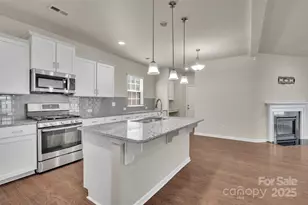 6130 Cloverdale Dr, Tega Cay, SC 29708 - Photo 8