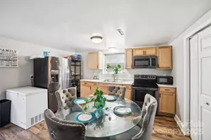 1129 Rita Ave, Statesville, NC 28677 - Photo 6