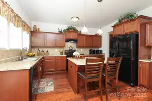 2104 Gillette Dr, Clover, SC 29710 - Photo 14