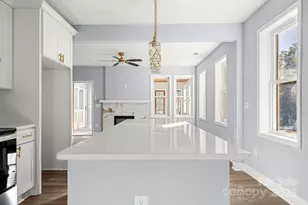 1011 N 14th St, Bessemer City, NC 28016 - Photo 10