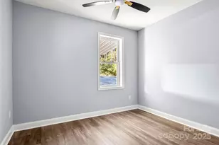 1011 N 14th St, Bessemer City, NC 28016 - Photo 32