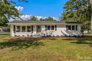 744 University Dr, Rock Hill, SC 29730 - Photo 1