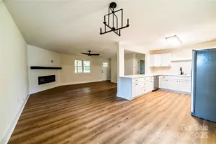 1210 29th Ave Dr NE, Hickory, NC 28601 - Photo 10