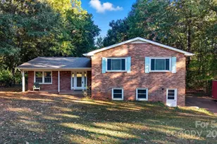 934 Armstrong Rd, Belmont, NC 28012 - Photo 2