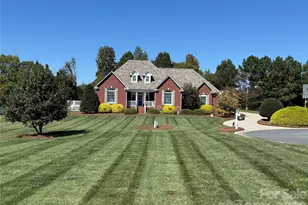 277 Glenwood Dr, Oakboro, NC 28129 - Photo 1