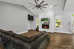 7 Shannon Ln, Leicester, NC 28748 - Photo 10