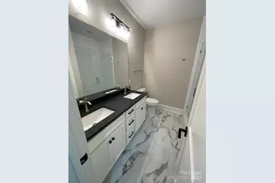 210 W 8th Avenue, Gastonia, NC 28052 - Photo 14