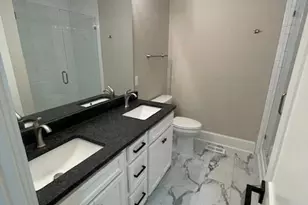 210 W 8th Ave, Gastonia, NC 28052 - Photo 14