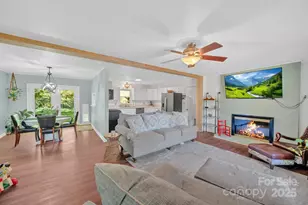 172 Timberlane Dr, Etowah, NC 28729 - Photo 16