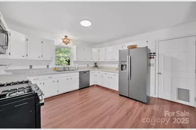 172 Timberlane Drive, Etowah, NC 28729 - Photo 4