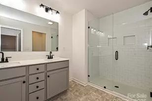 11026 Pagebrook Ln, Charlotte, NC 28214 - Photo 16