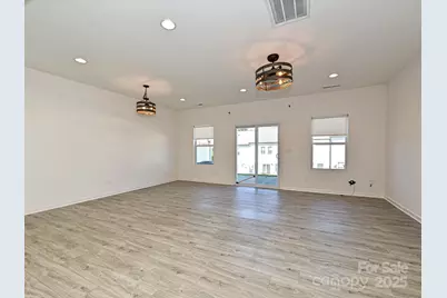 11026 Pagebrook Lane, Charlotte, NC 28214 - Photo 8