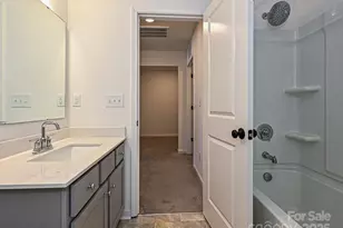 11026 Pagebrook Ln, Charlotte, NC 28214 - Photo 20