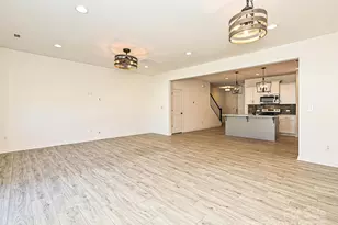 11026 Pagebrook Ln, Charlotte, NC 28214 - Photo 10