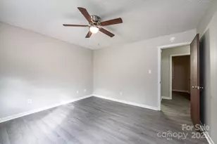 1051 3rd St SE, Hickory, NC 28602 - Photo 30