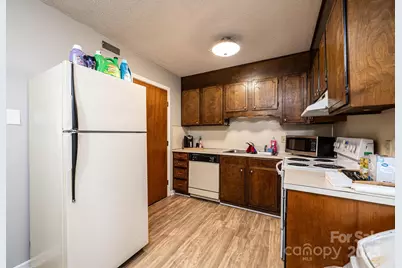 1051 3rd Street SE, Hickory, NC 28602 - Photo 38