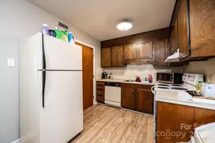 1051 3rd St SE, Hickory, NC 28602 - Photo 38