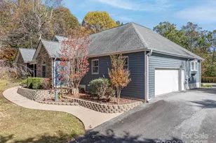 1340 Macedonia Rd, Saluda, NC 28773 - Photo 8