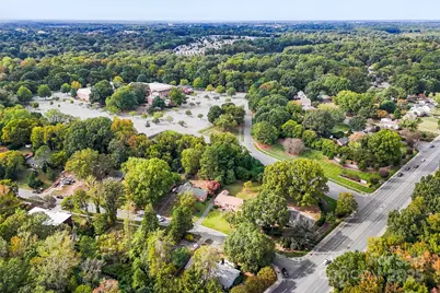 2836 Huntingtowne Farms Lane, Charlotte, NC 28210 - Photo 36