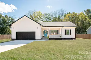 728 Sugar Plum Ln, Chester, SC 29706 - Photo 1