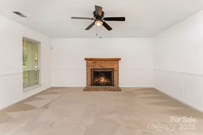 2319 Oak Leigh Drive, Charlotte, NC 28262 - Photo 10