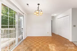 2319 Oak Leigh Dr, Charlotte, NC 28262 - Photo 8