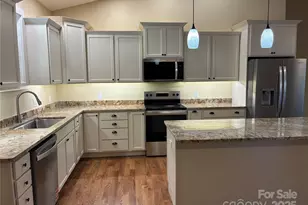 1462 Brightwater Rd, Hendersonville, NC 28739 - Photo 8