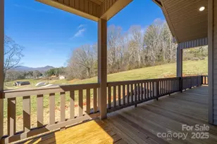 50 Fairview St, Franklin, NC 28734 - Photo 36