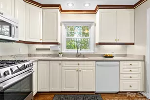 49 Tee Box Ln, Etowah, NC 28729 - Photo 10