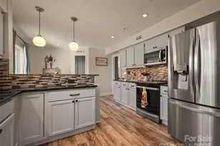 4 Daniel Dr, Fletcher, NC 28732 - Photo 16