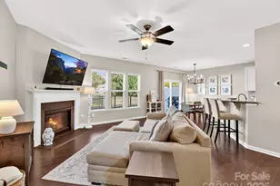 5111 Mt Clare Ln, Charlotte, NC 28210 - Photo 6