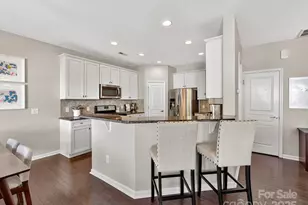 5111 Mt Clare Ln, Charlotte, NC 28210 - Photo 10