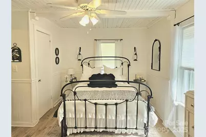 289 Carson Street, Tryon, NC 28782 - Photo 6