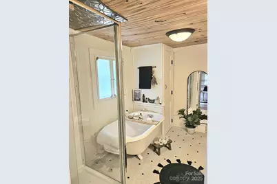 289 Carson Street, Tryon, NC 28782 - Photo 8