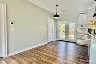3924 E Maiden Rd, Maiden, NC 28650 - Photo 18