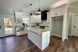 3924 E Maiden Rd, Maiden, NC 28650 - Photo 16