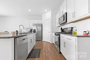 1949 Vanderlyn St, Monroe, NC 28112 - Photo 4