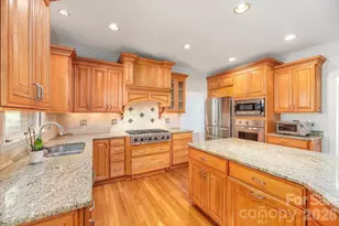 295 Laurel Ridge Dr, Waynesville, NC 28786 - Photo 14