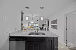 907 Southwest Dr, Davidson, NC 28036 - Photo 18