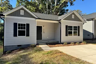 1215 1/2 Mountain Ave, Gastonia, NC 28052 - Photo 2