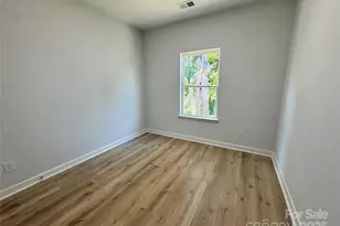 1215 1/2 Mountain Ave, Gastonia, NC 28052 - Photo 18