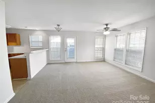 2643 Meadow Knoll Dr, Charlotte, NC 28269 - Photo 8