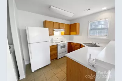 2643 Meadow Knoll Drive, Charlotte, NC 28269 - Photo 6