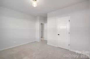 8817 Arrington Hall Dr, Charlotte, NC 28215 - Photo 28