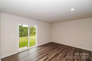 131 Arden Ct, Troutman, NC 28166 - Photo 8