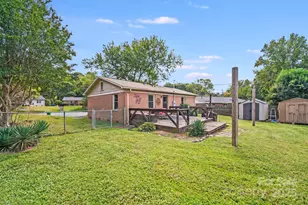 3515 Clardy Ct, Charlotte, NC 28205 - Photo 18