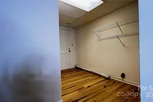 1325 Leolillie Ln, Charlotte, NC 28216 - Photo 20