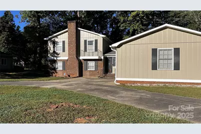 1325 Leolillie Lane, Charlotte, NC 28216 - Photo 1