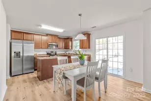 11818 Paver Ln, Midland, NC 28107 - Photo 4