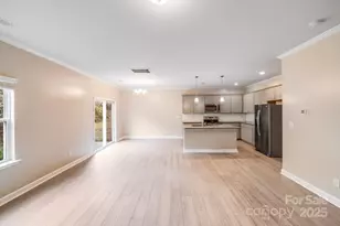 4920 Rockwood Rd, Charlotte, NC 28216 - Photo 8